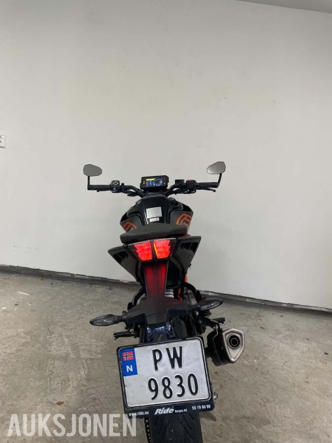 2022 KTM 125 Duke