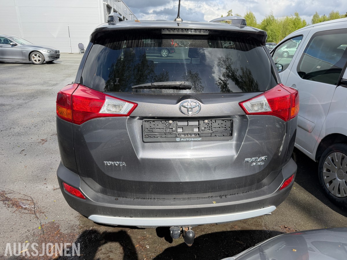 2015 Toyota RAV4 2.0-152 4WD / Servicehistorikk / Hengerfeste / Automat
