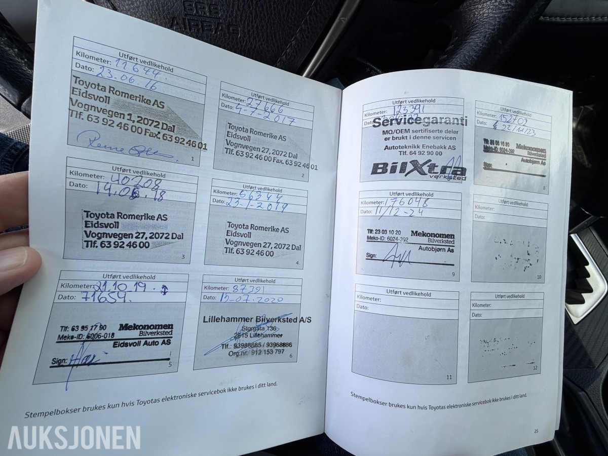 2015 Toyota RAV4 2.0-152 4WD / Servicehistorikk / Hengerfeste / Automat