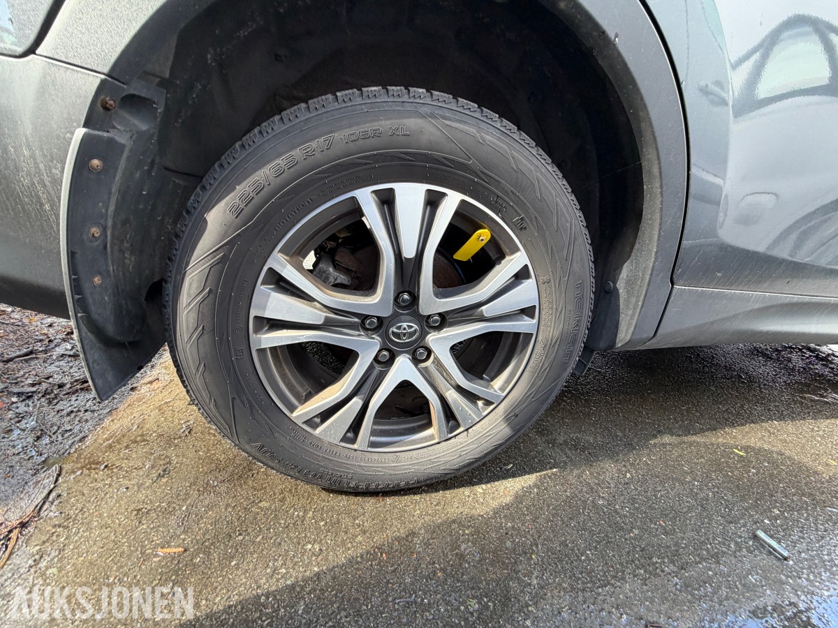 2015 Toyota RAV4 2.0-152 4WD / Servicehistorikk / Hengerfeste / Automat