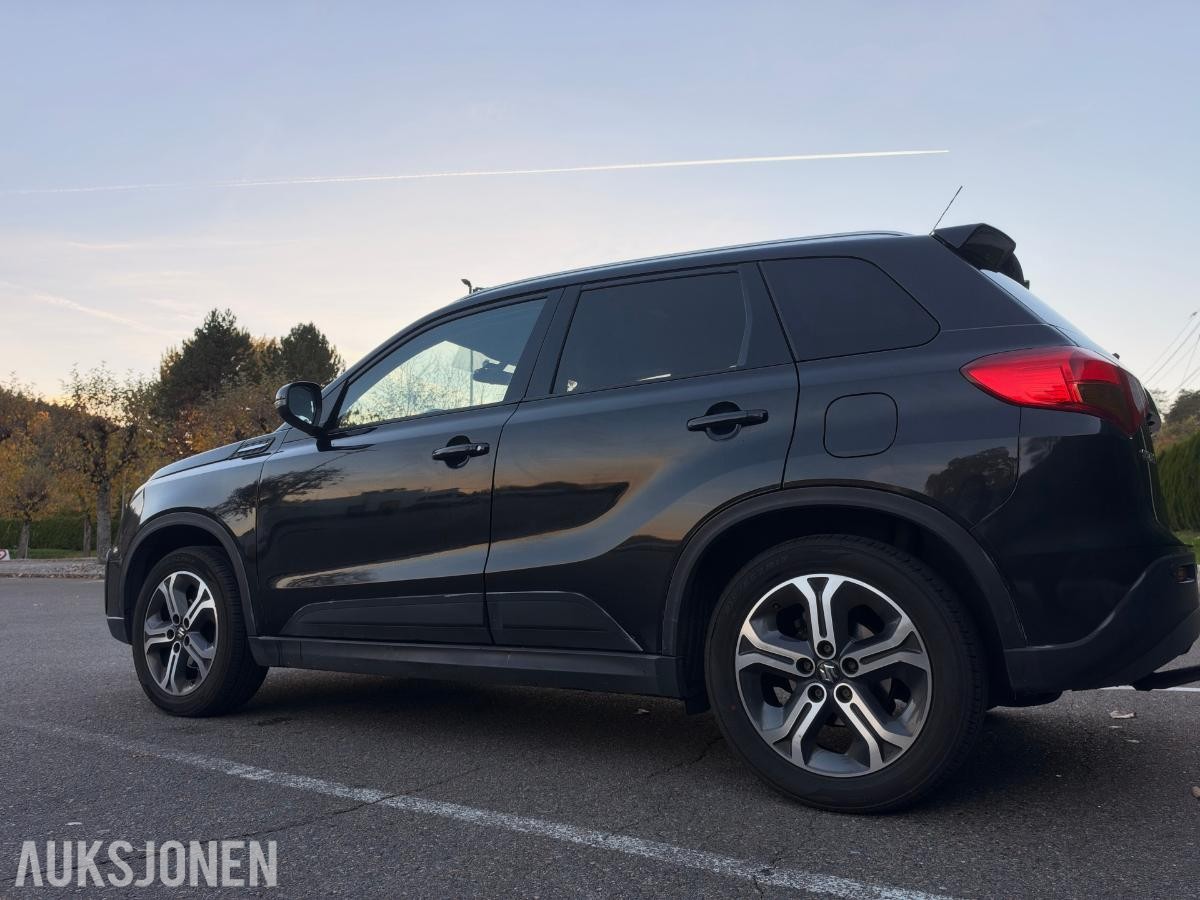 2017 Suzuki Vitara 1.6 Bensin 120hk 4X4 Automat Ryggekamera, Hengerfeste