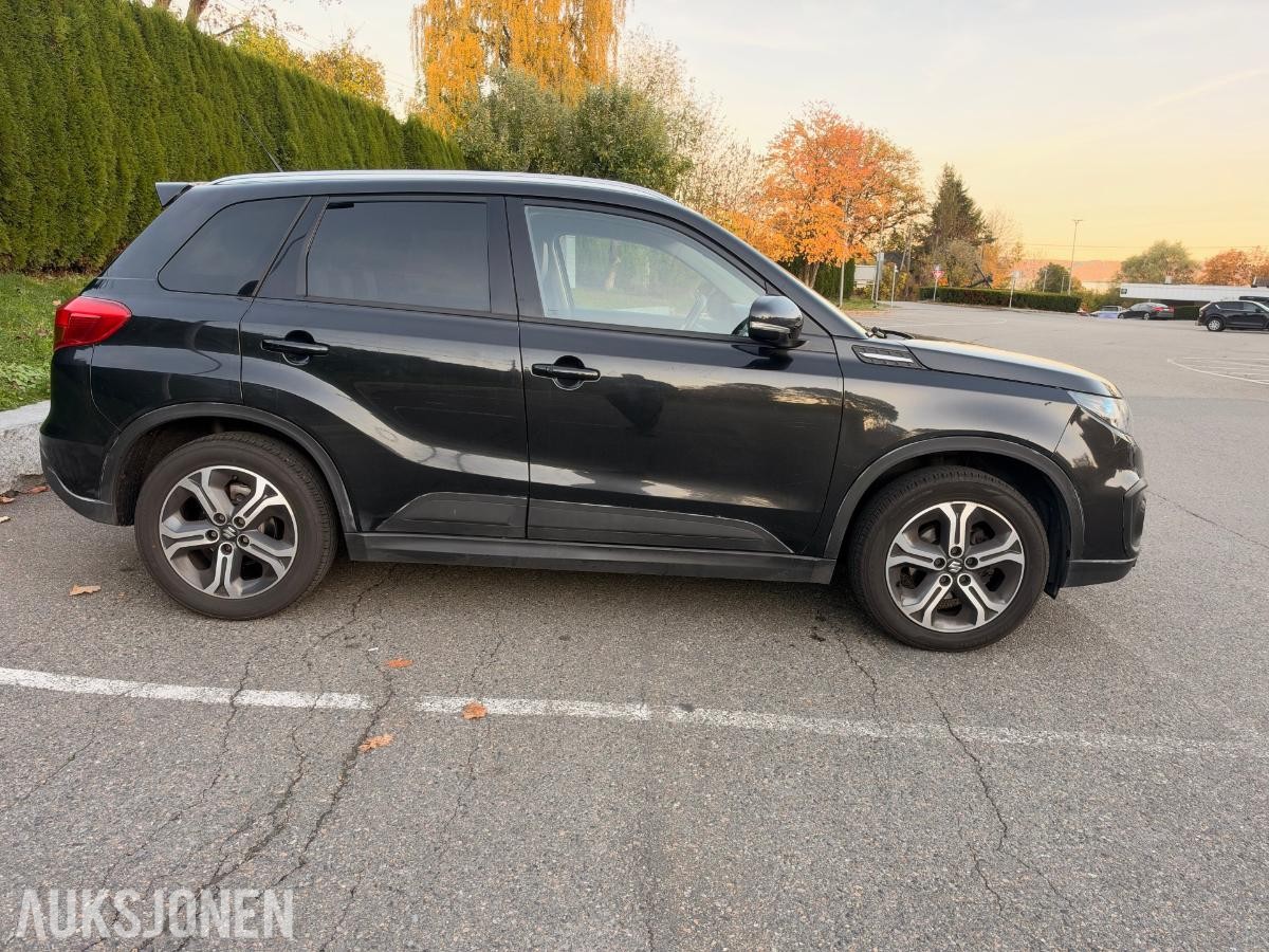 2017 Suzuki Vitara 1.6 Bensin 120hk 4X4 Automat Ryggekamera, Hengerfeste