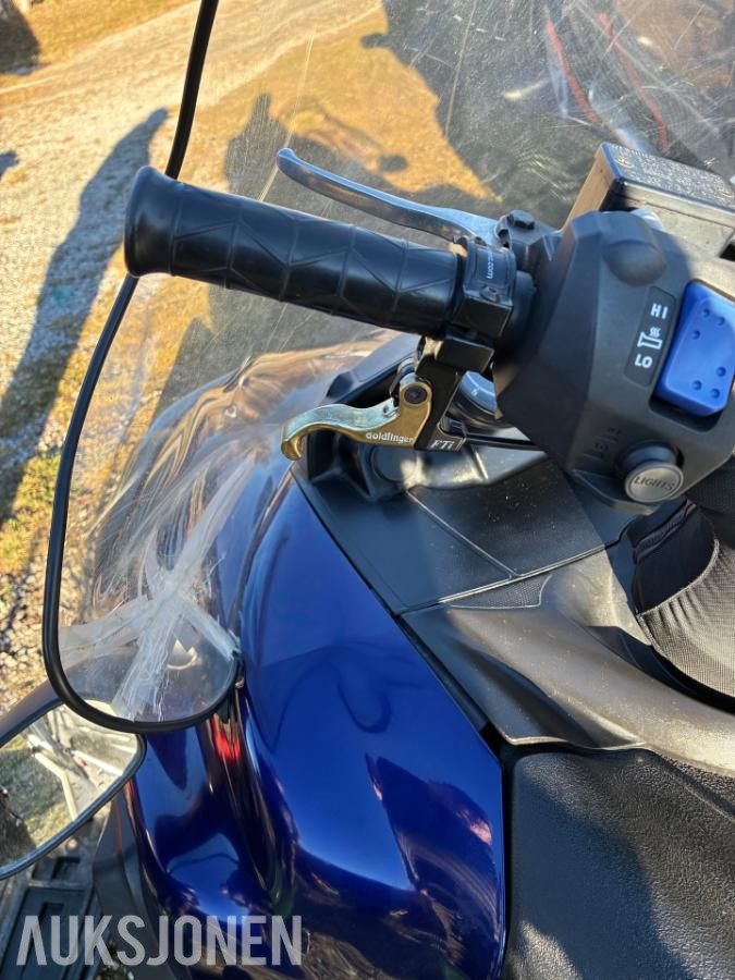2005 Yamaha Viking snøscooter med pulk og slede