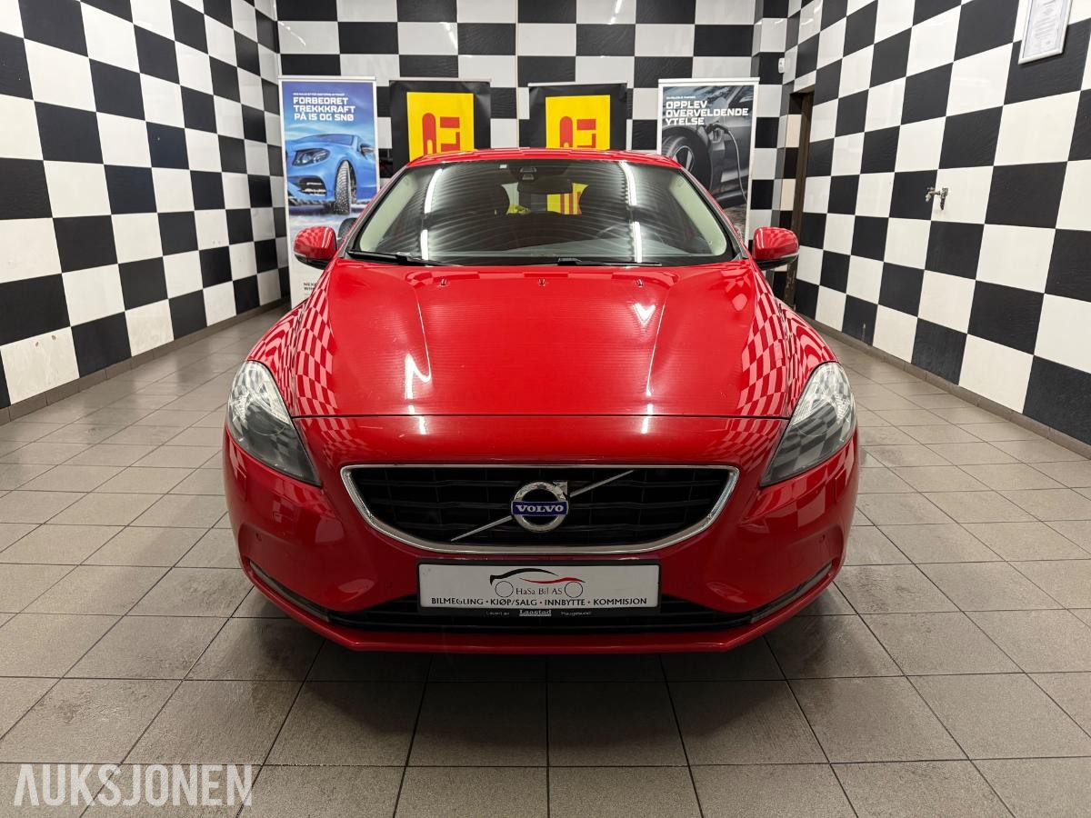 2013 Volvo V40, D2*114HK*MYE UTSTYR*NORSK*1-EIER*NY SERVICE+EU*, 137000km