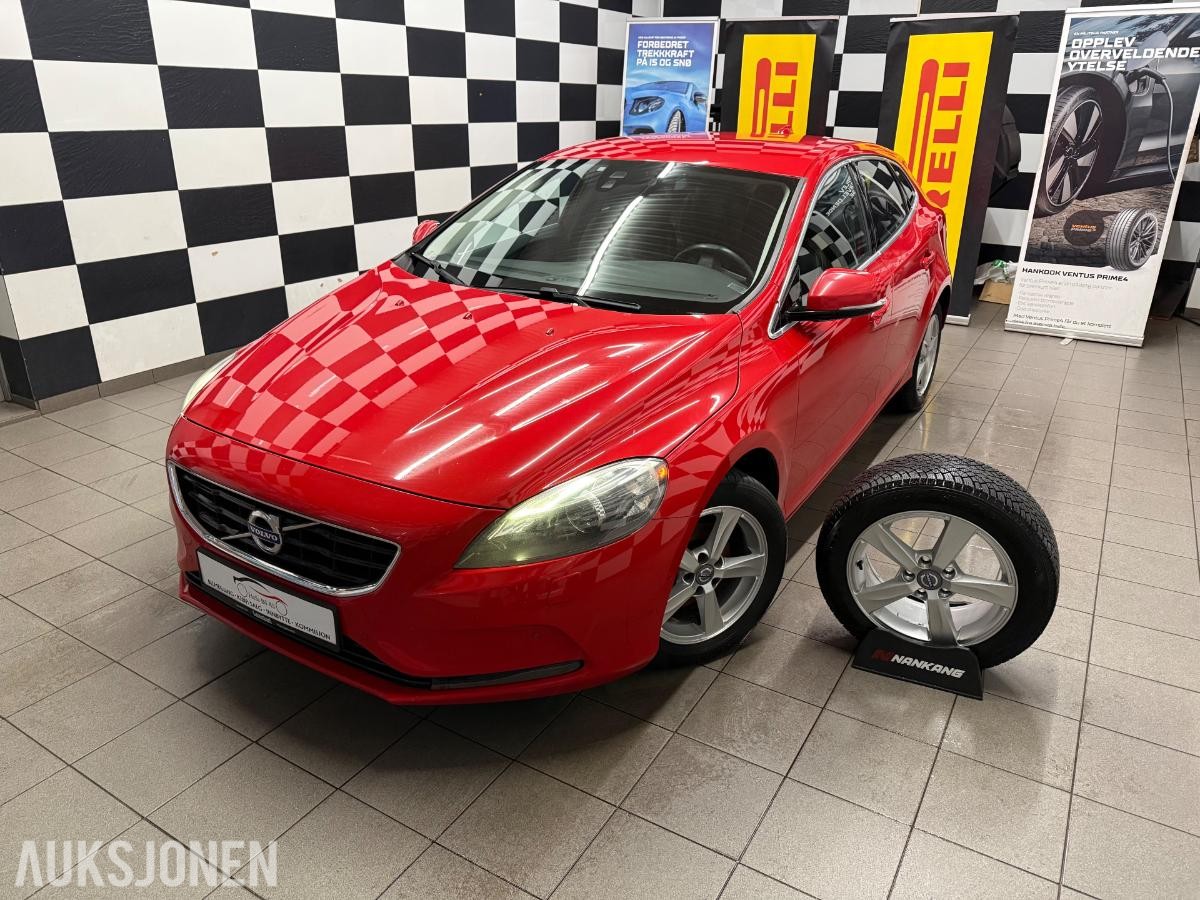 2013 Volvo V40, D2*114HK*MYE UTSTYR*NORSK*1-EIER*NY SERVICE+EU*, 137000km