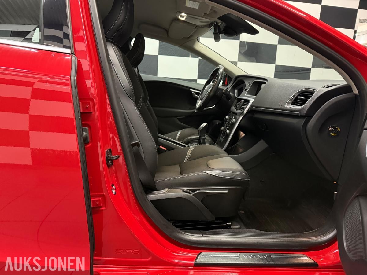 2013 Volvo V40, D2*114HK*MYE UTSTYR*NORSK*1-EIER*NY SERVICE+EU*, 137000km