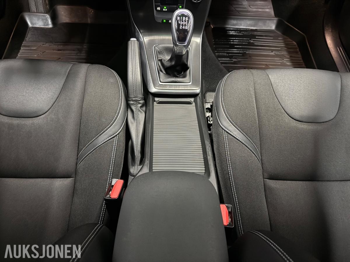2013 Volvo V40, D2*114HK*MYE UTSTYR*NORSK*1-EIER*NY SERVICE+EU*, 137000km