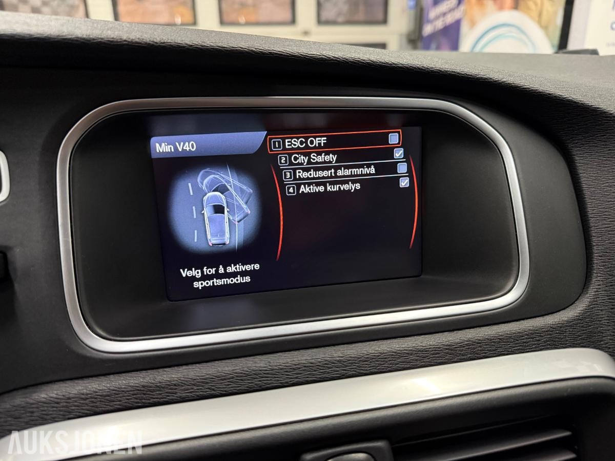 2013 Volvo V40, D2*114HK*MYE UTSTYR*NORSK*1-EIER*NY SERVICE+EU*, 137000km