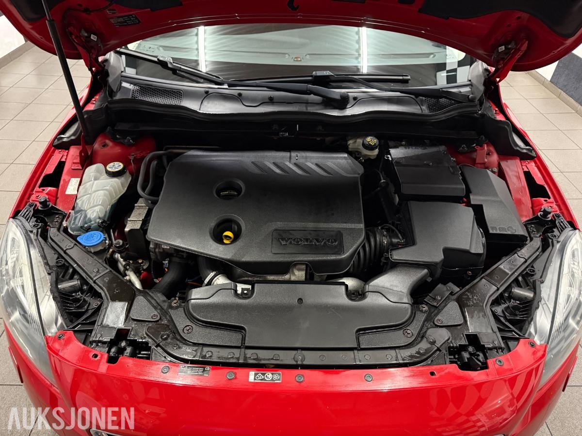 2013 Volvo V40, D2*114HK*MYE UTSTYR*NORSK*1-EIER*NY SERVICE+EU*, 137000km