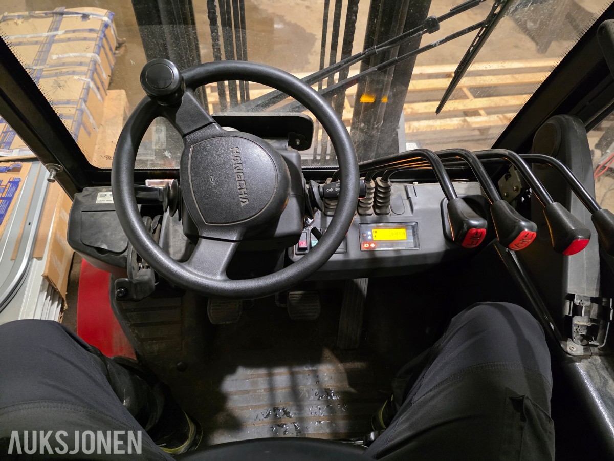 2014 Hangcha CPCD30 dieseltruck 3 tonn kun 1072 timer