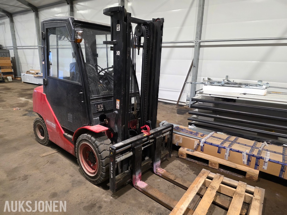 2014 Hangcha CPCD30 dieseltruck 3 tonn kun 1072 timer
