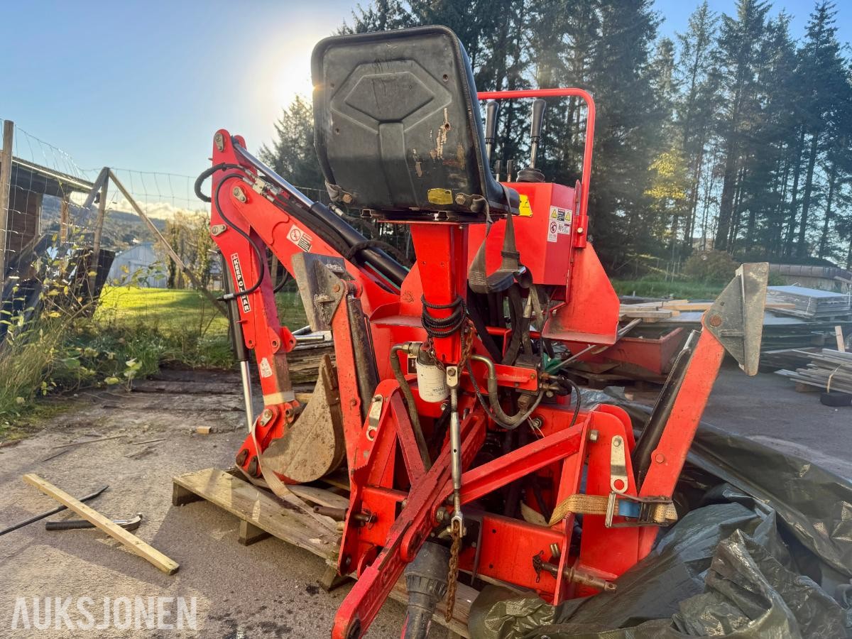 2018 Wee BHM225 hydraulisk graveaggregat for traktor
