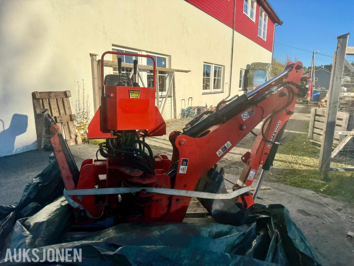 2018 Wee BHM225 hydraulisk graveaggregat for traktor