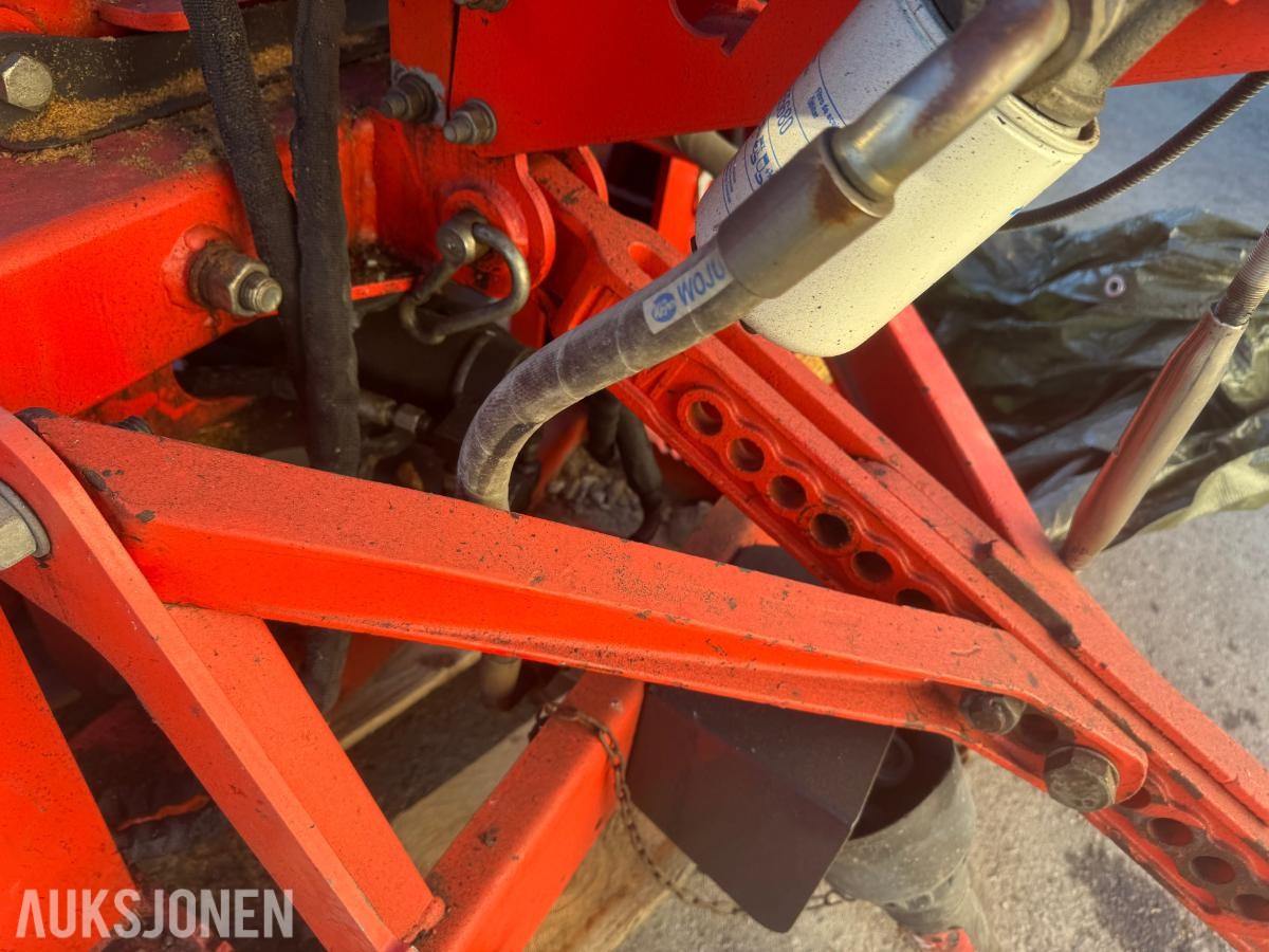 2018 Wee BHM225 hydraulisk graveaggregat for traktor