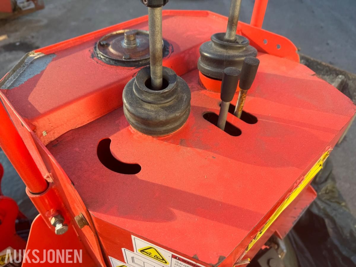 2018 Wee BHM225 hydraulisk graveaggregat for traktor