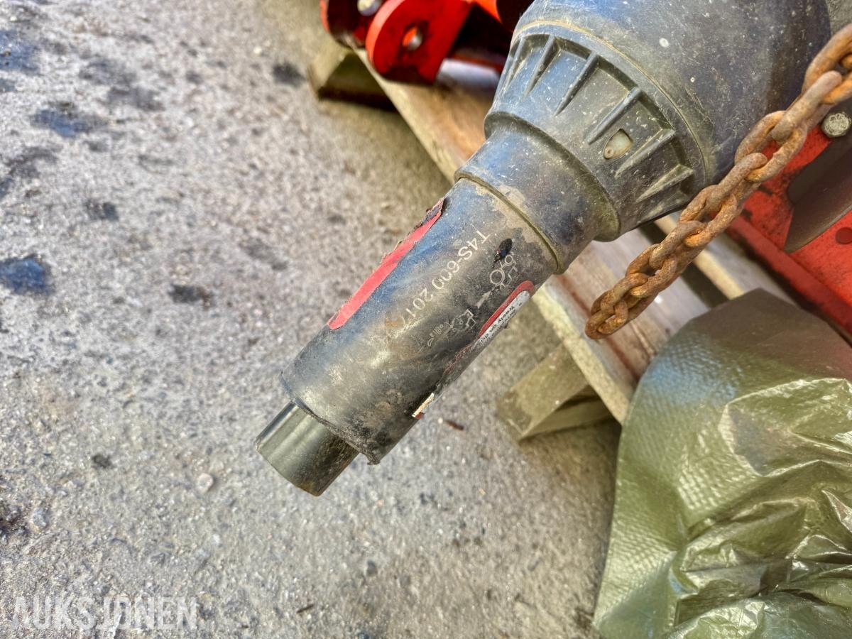 2018 Wee BHM225 hydraulisk graveaggregat for traktor