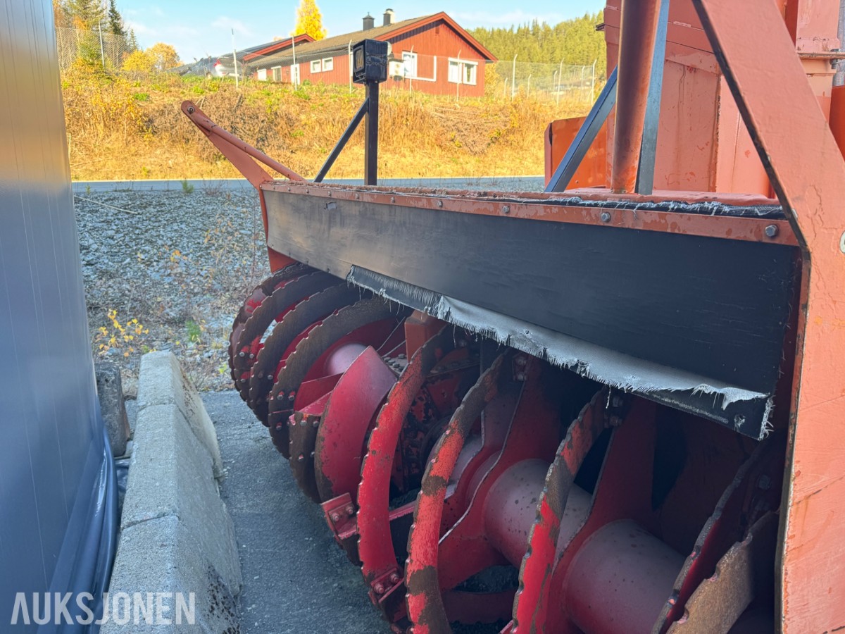 1998 Øveraasen UTV 400 Snøfres - 6 350 kg