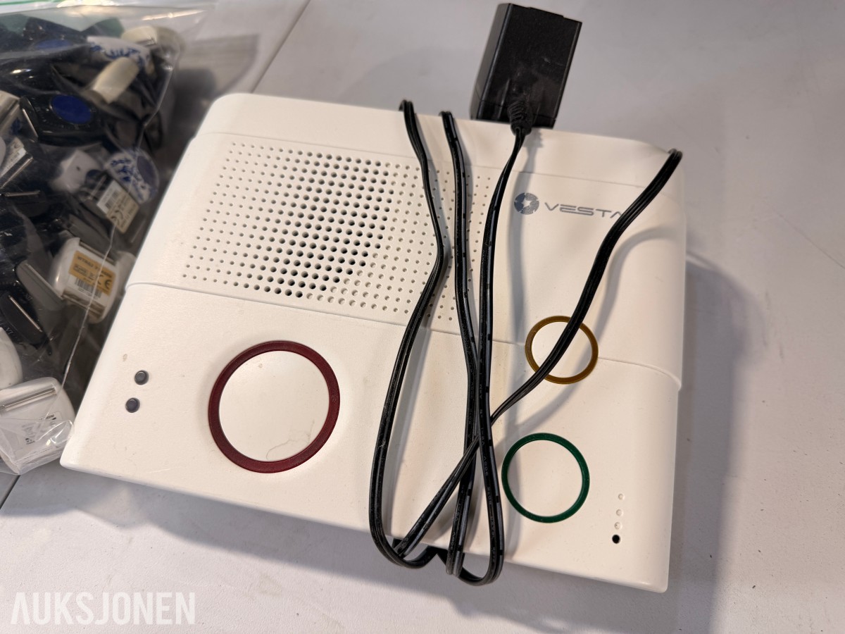 Parti med Climax WTRS2 alarmsmykker og GX-8-EX 4G basestasjoner