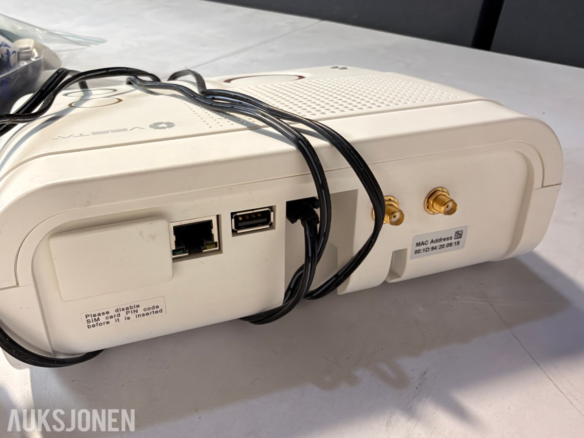 Parti med Climax WTRS2 alarmsmykker og GX-8-EX 4G basestasjoner