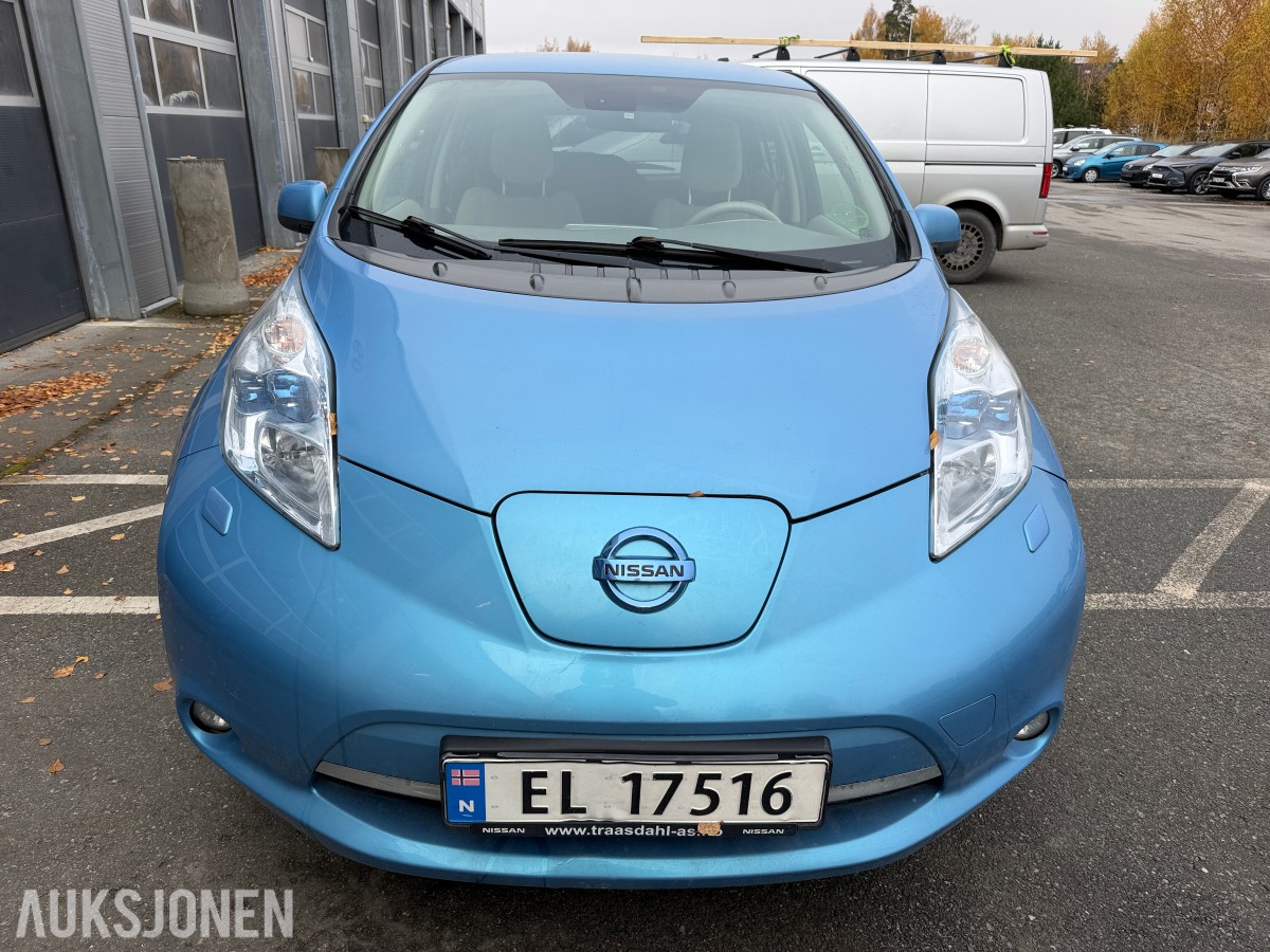 2012 Nissan LEAF / Ryggekamera