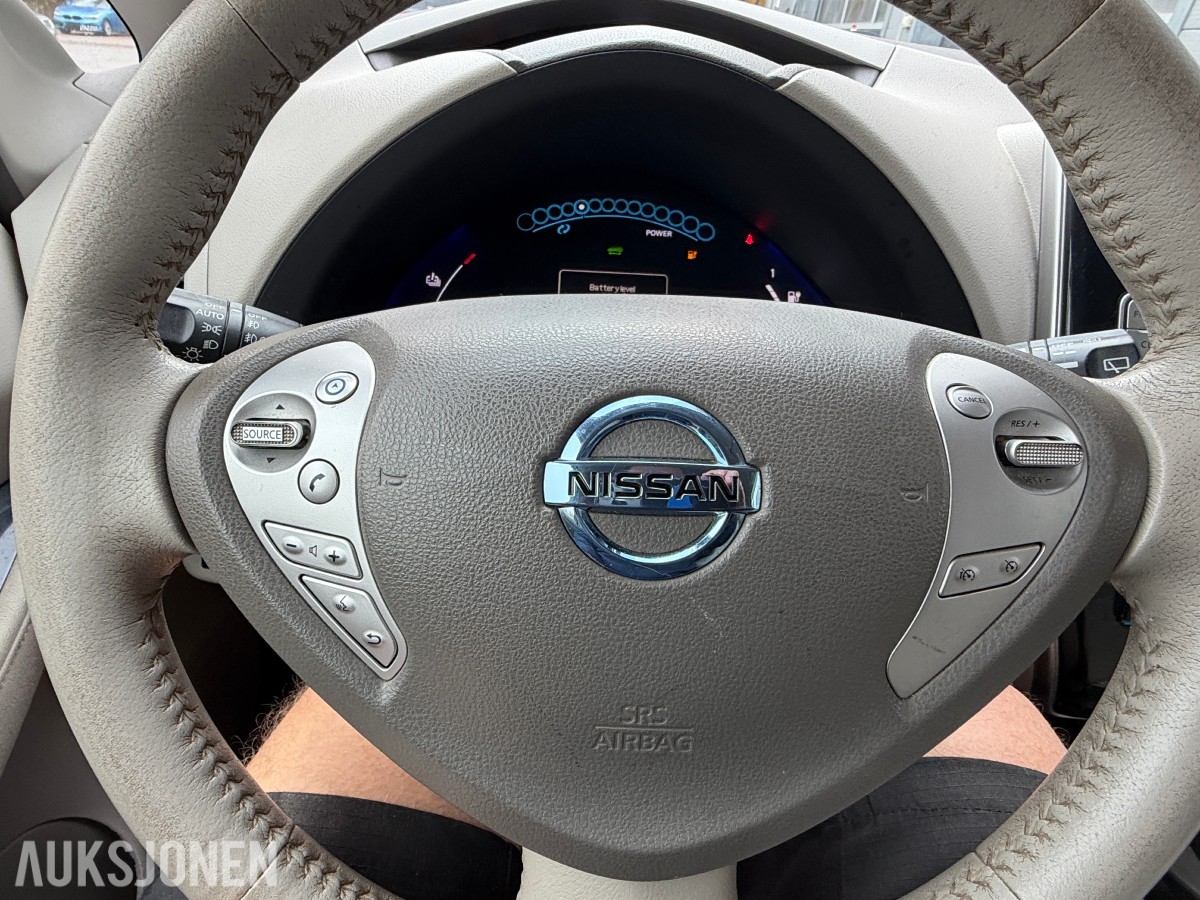 2012 Nissan LEAF / Ryggekamera