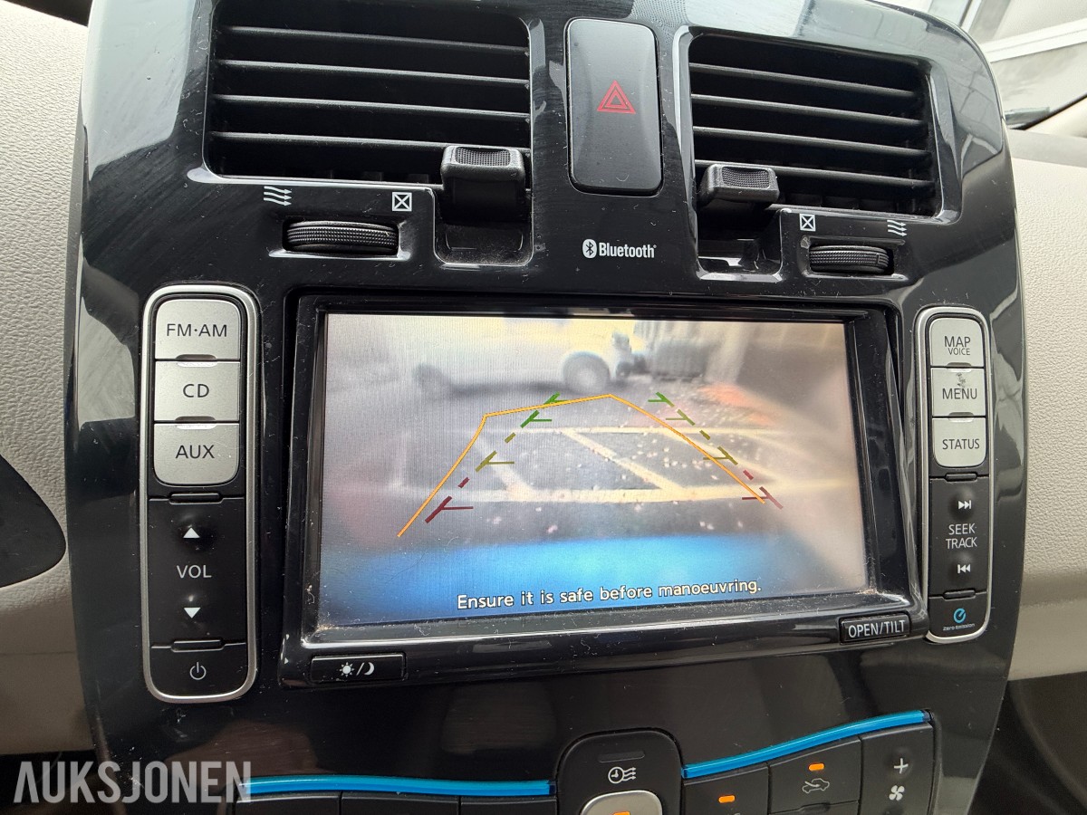 2012 Nissan LEAF / Ryggekamera