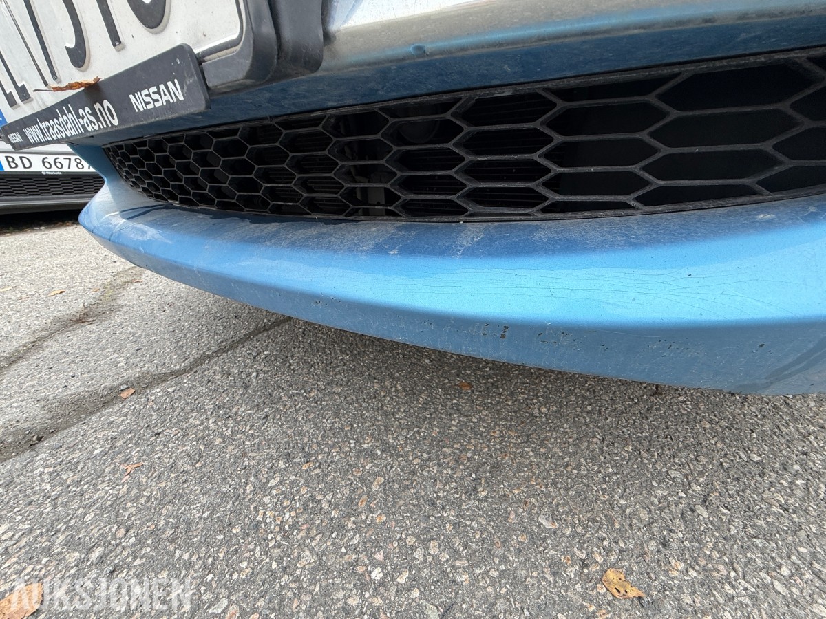 2012 Nissan LEAF / Ryggekamera