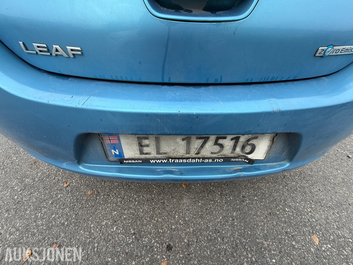 2012 Nissan LEAF / Ryggekamera