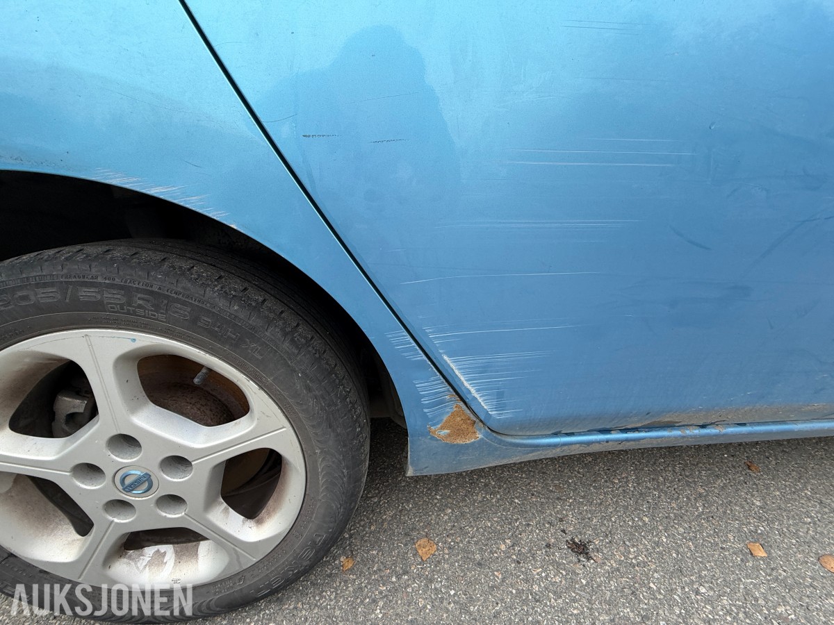 2012 Nissan LEAF / Ryggekamera