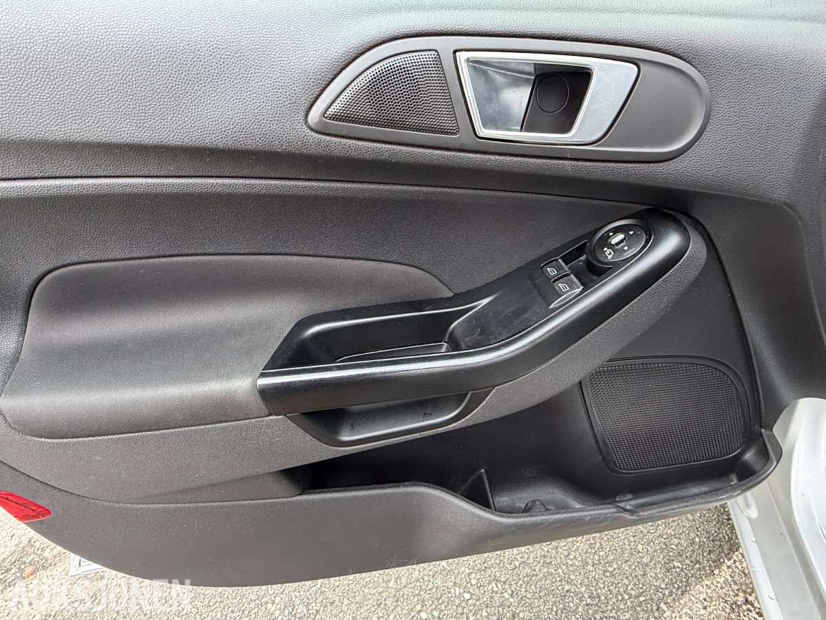 2013 Ford FIESTA 1.0-65 / EU-OK til 10.2028