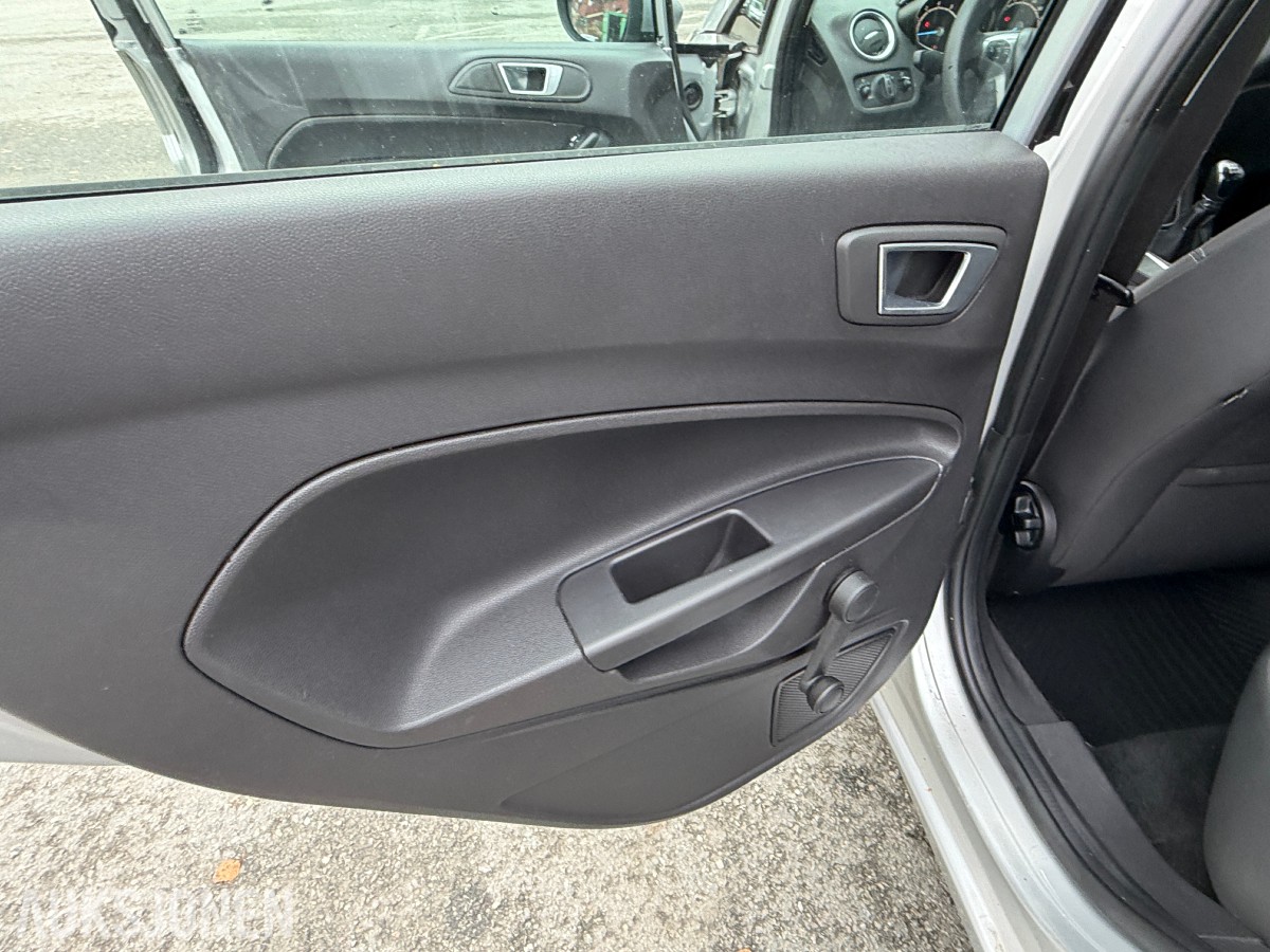 2013 Ford FIESTA 1.0-65 / EU-OK til 10.2028