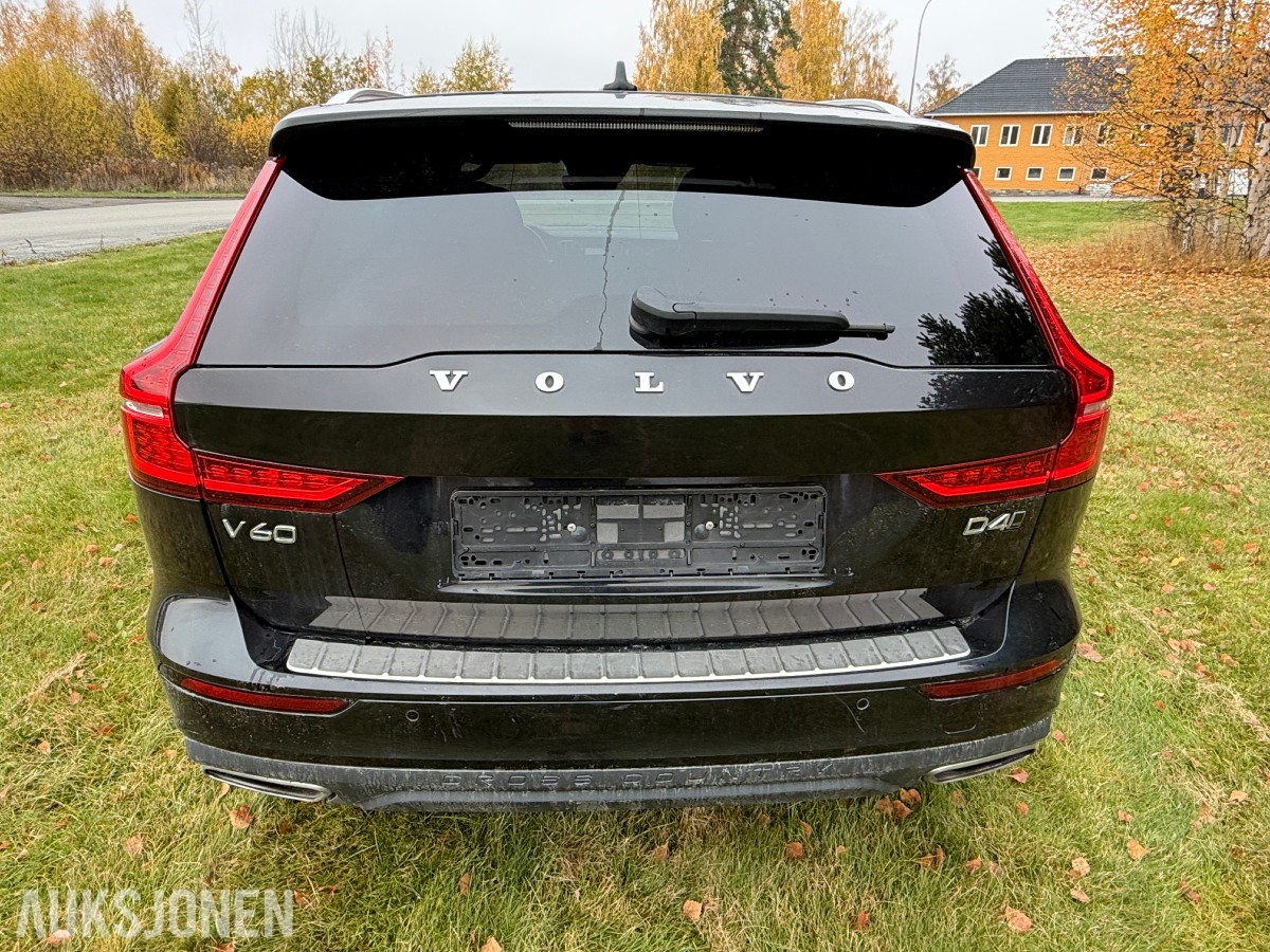 2020 Volvo V60 Cross Country D4 190hk AWD / Automat / El.bakluke / R.kamera