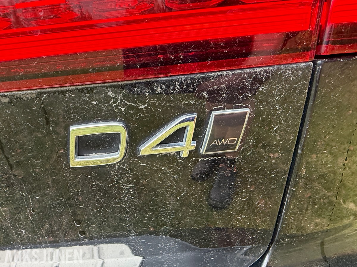 2020 Volvo V60 Cross Country D4 190hk AWD / Automat / El.bakluke / R.kamera