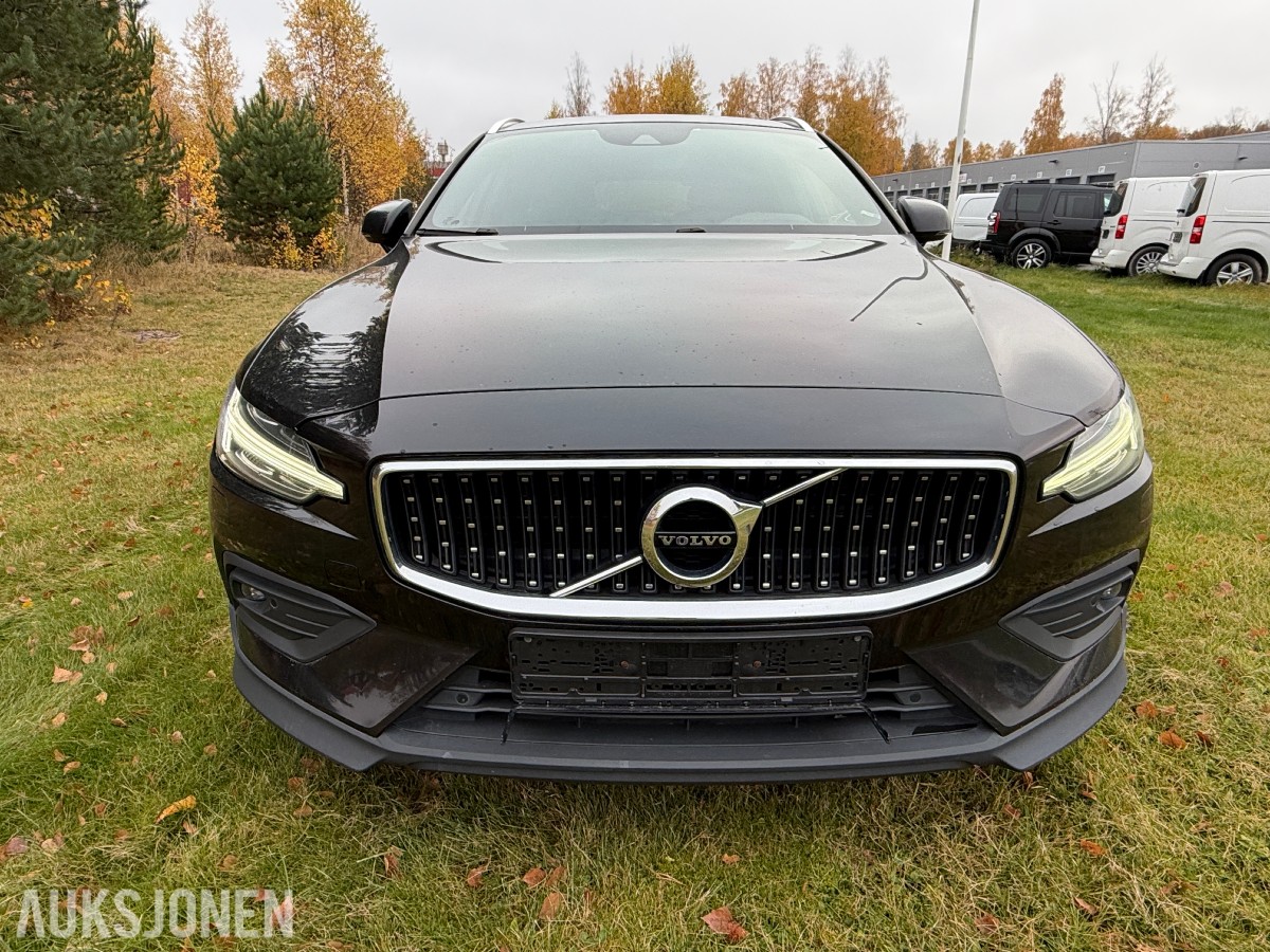 2020 Volvo V60 Cross Country D4 190hk AWD / Automat / El.bakluke / R.kamera