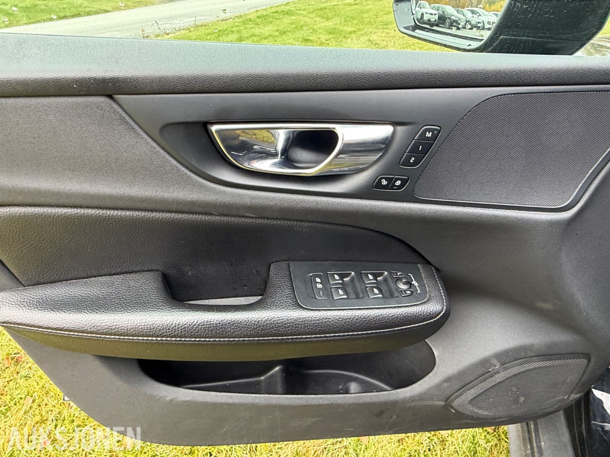 2020 Volvo V60 Cross Country D4 190hk AWD / Automat / El.bakluke / R.kamera