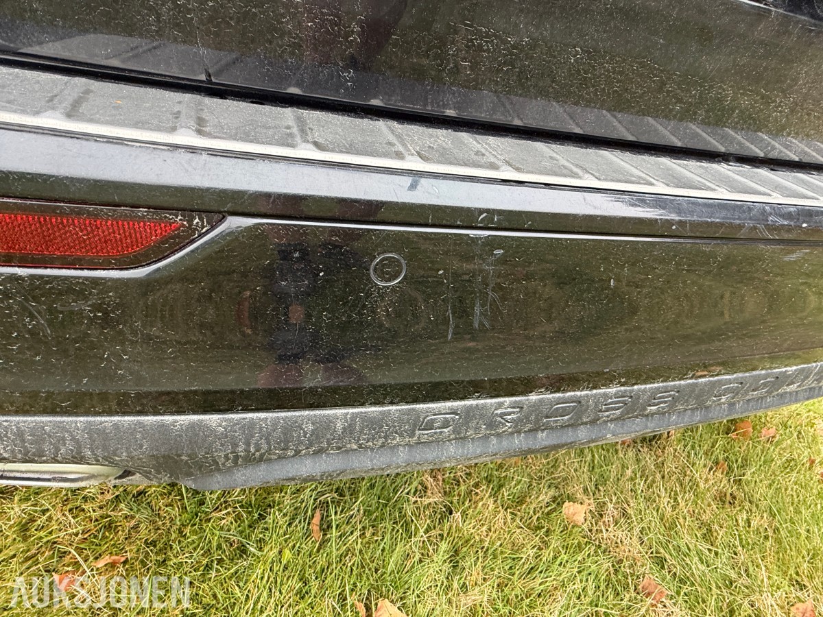 2020 Volvo V60 Cross Country D4 190hk AWD / Automat / El.bakluke / R.kamera