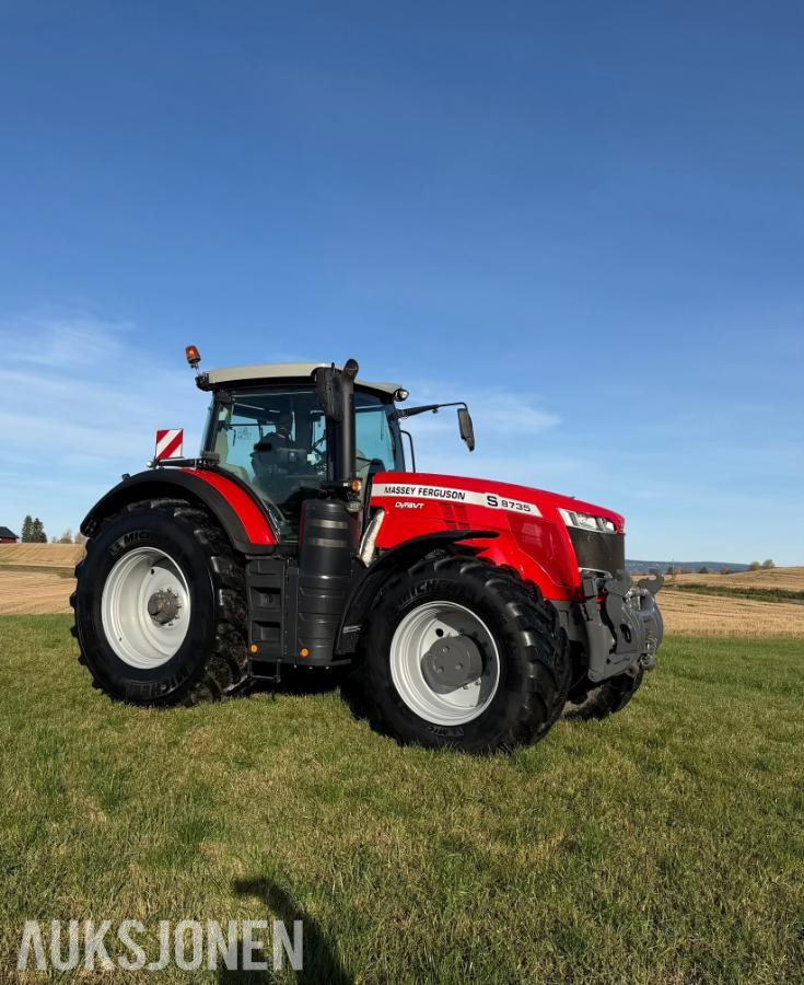 2020 Massey Ferguson 8735