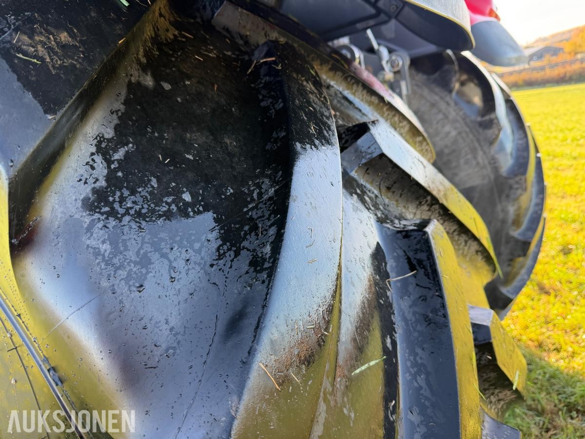 2020 Massey Ferguson 8735