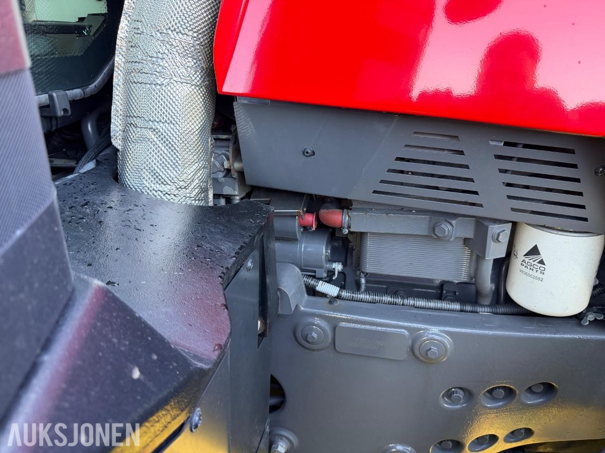 2020 Massey Ferguson 8735