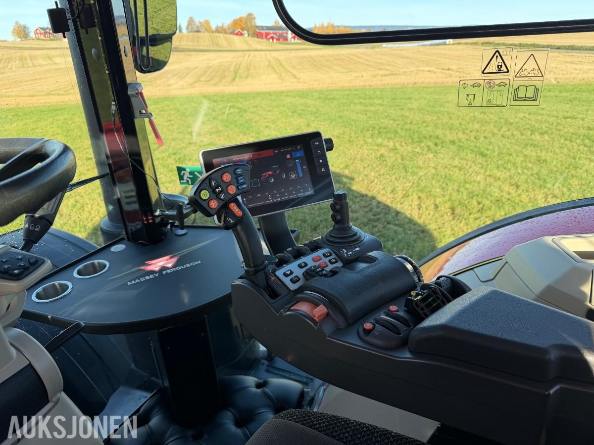 2020 Massey Ferguson 8735