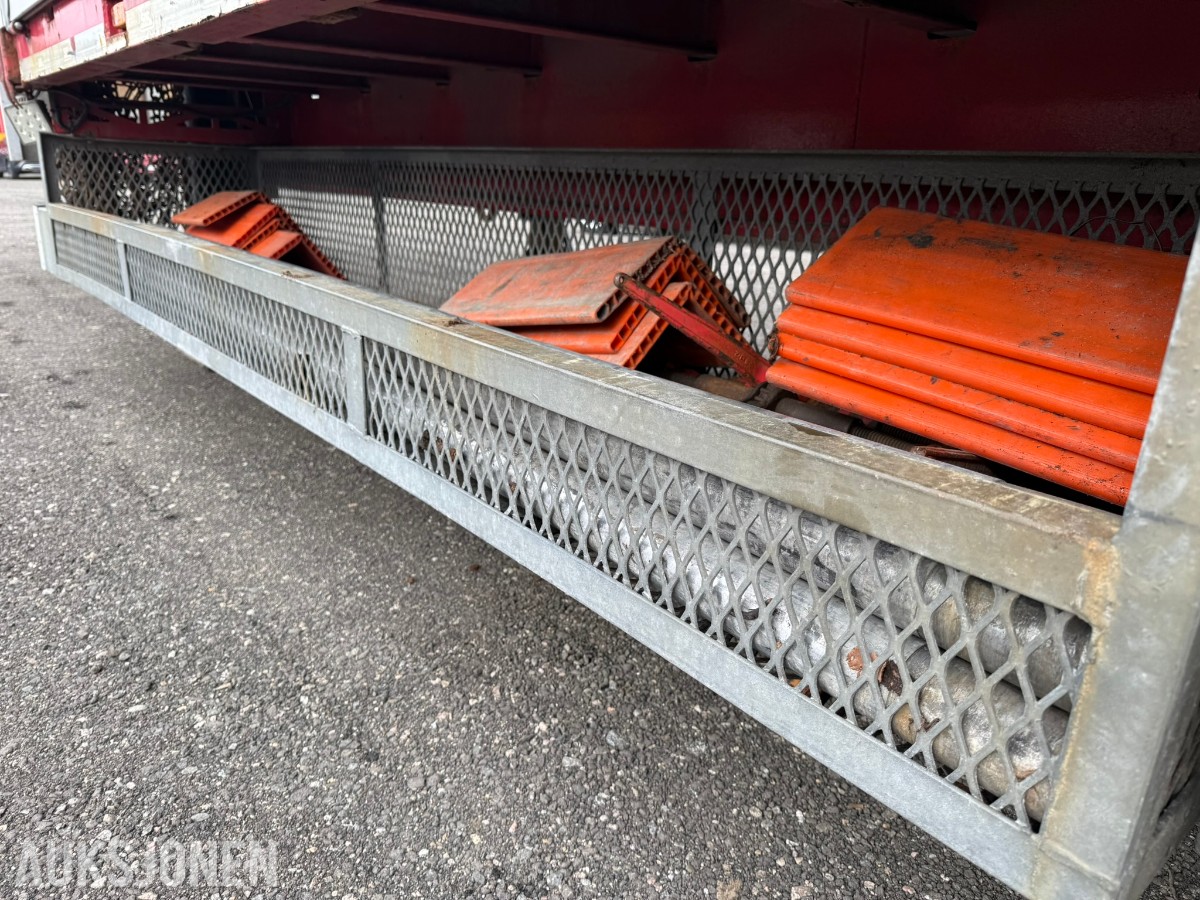 2020 SDC Trailers 3-akslet semitrailer, Vestlandske Trailer «Oljeekspress»