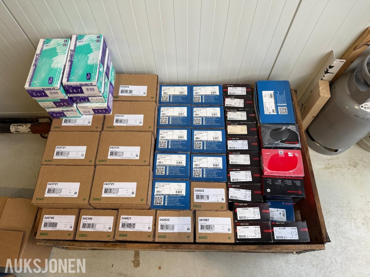 350+ Stk. Bremsedeler Bosch / Brembo / Budweg og div. verneutstyr