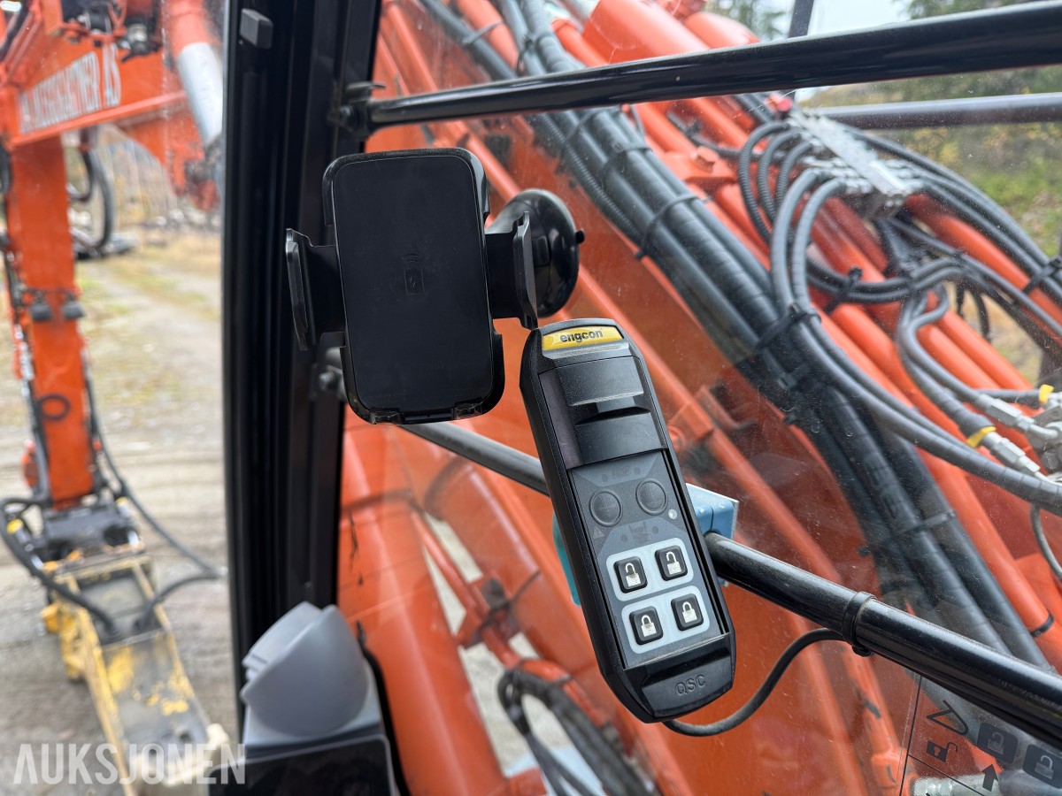 2023 Hitachi 135W Hjulmaskin m/skjær-tiltrotator og Tilhenger