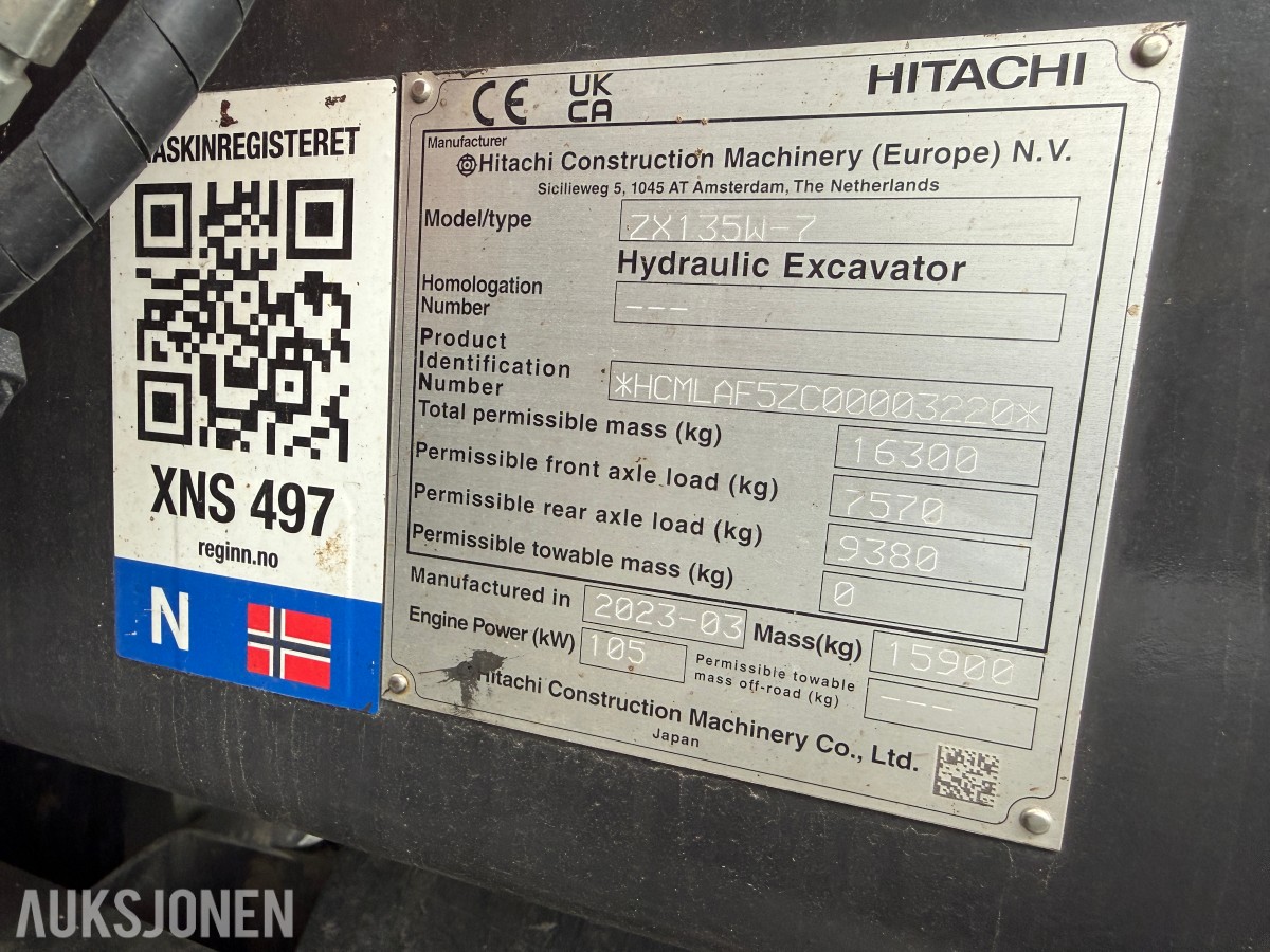 2023 Hitachi 135W Hjulmaskin m/skjær-tiltrotator og Tilhenger