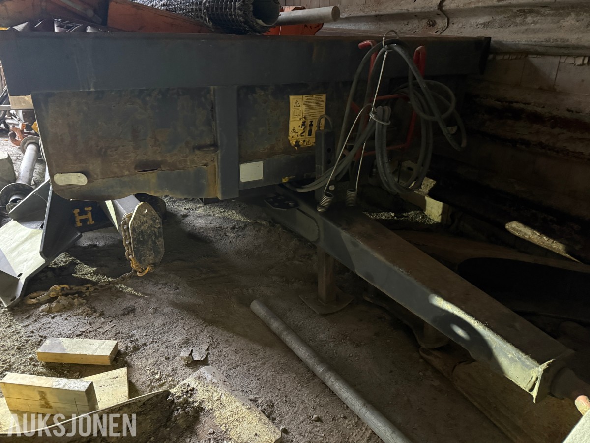 2023 Hitachi 135W Hjulmaskin m/skjær-tiltrotator og Tilhenger