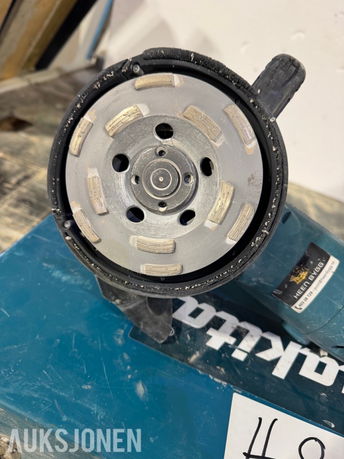 H8 MAKITA BETONGSLIPEMASKIN