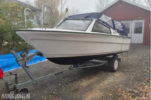 1978 Mørebas 6400 DL – Mercury 115 EFI og henger