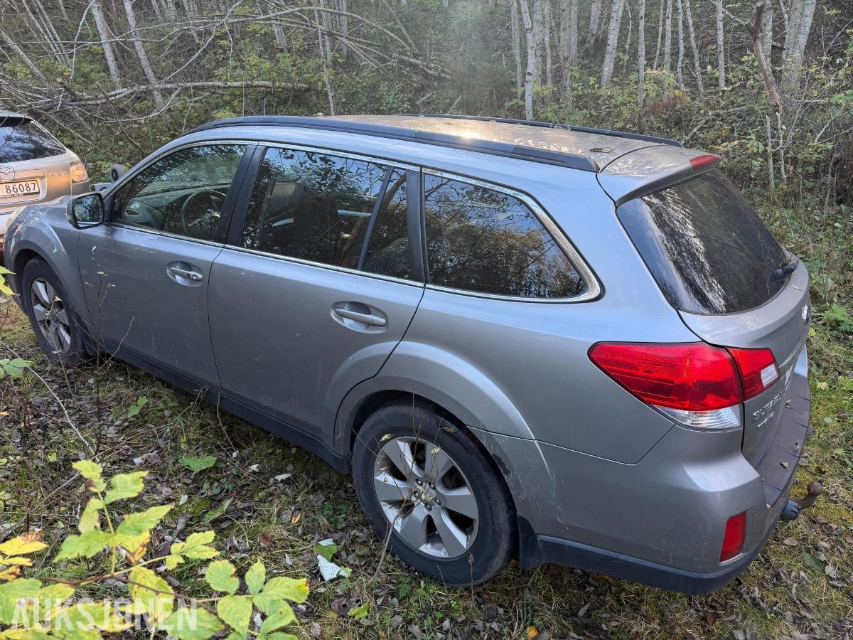 2010 Subaru Legacy, LEGACY 2.0-150 D AWD, 257100km