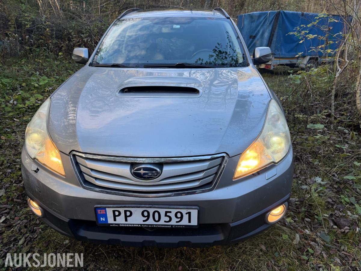2010 Subaru Legacy, LEGACY 2.0-150 D AWD, 257100km