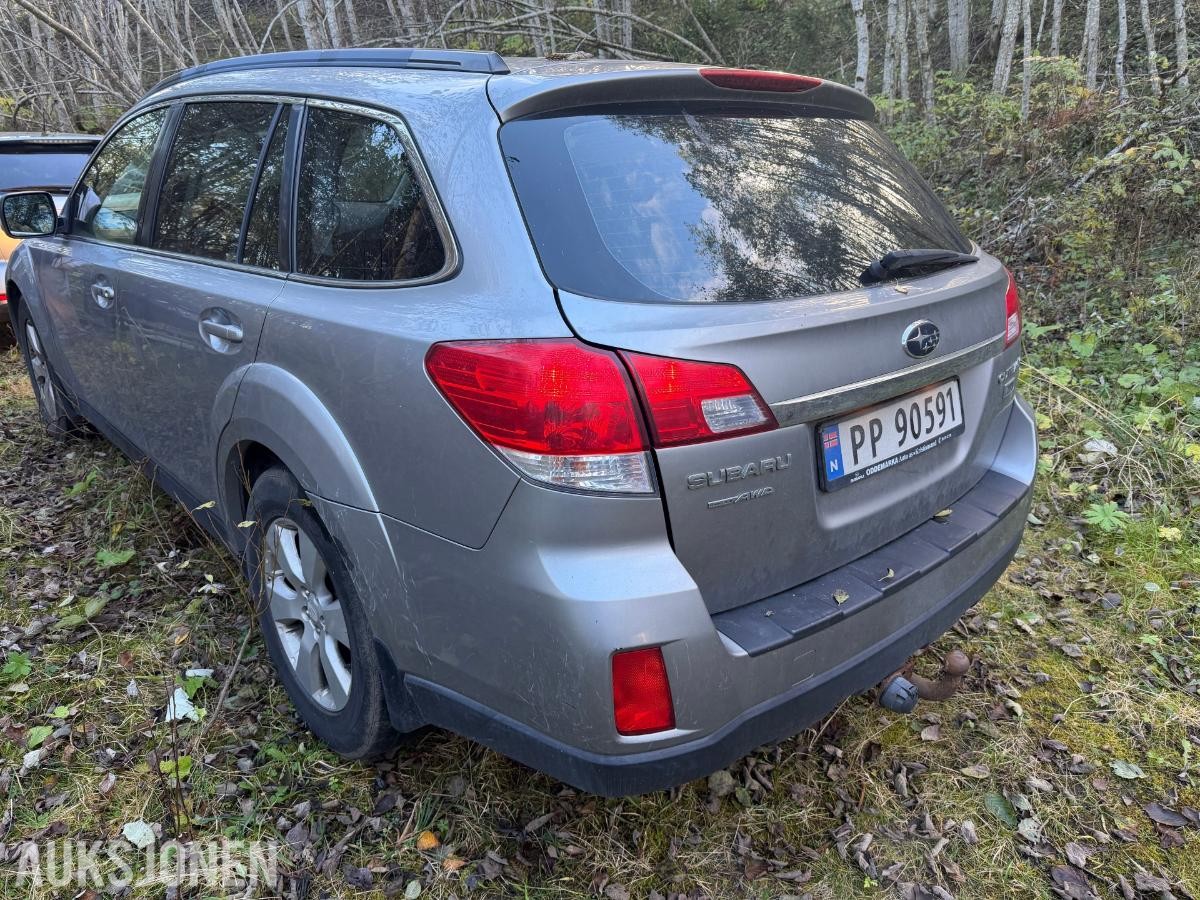 2010 Subaru Legacy, LEGACY 2.0-150 D AWD, 257100km